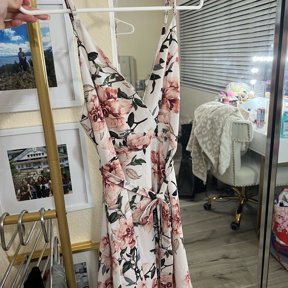 Floral Romper - Picture 3 of 4